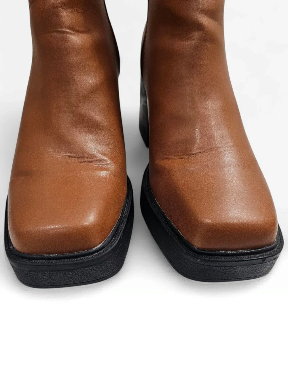 MIA Women Gwyn Chestnut Brown Vegan Leather Block Heel Ankle Chelsea Boots 7.5M